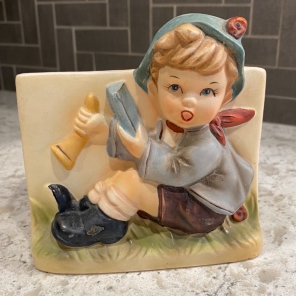 VINTAGE~1950’s~2024 RELPO~HUMMEL STYLE PLANTER~LITTLE BOY BLUE W/HORN & BOOK~BR